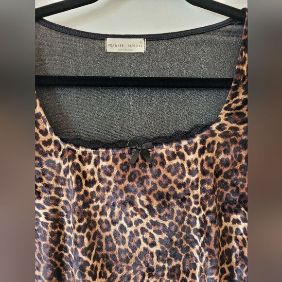Frankee & Skylarr Tiktok Famous Velvet Animal Print Shirt Square Neck Boho XL - Picture 8 of 10